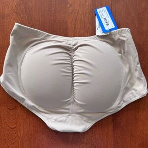 Leonisa Butt Enhancer with removable pads, size large, beige, NWT